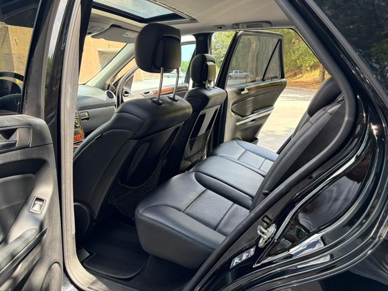 Mercedes-Benz M-Class  2011