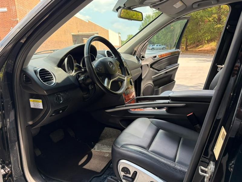 Mercedes-Benz M-Class  2011