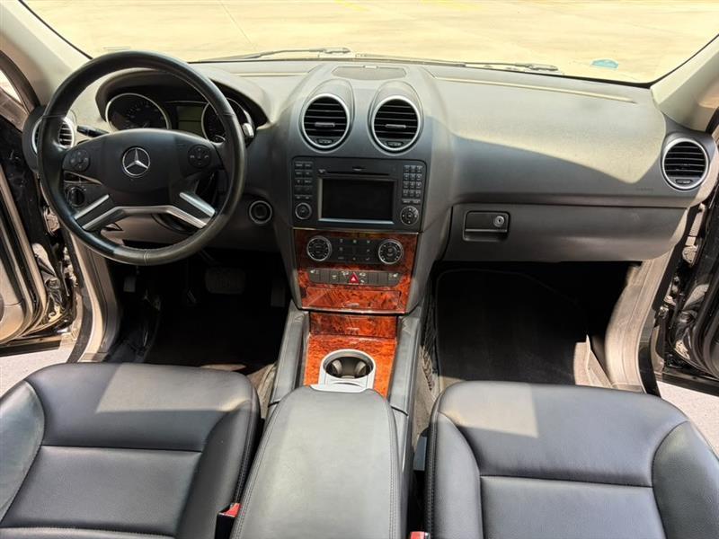 Mercedes-Benz M-Class  2011