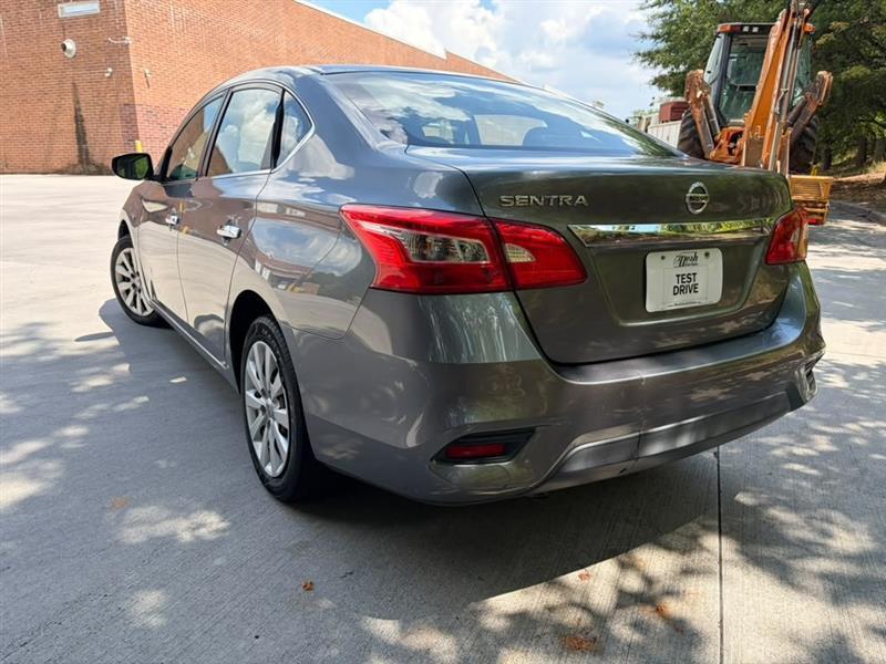 Nissan Sentra  2017