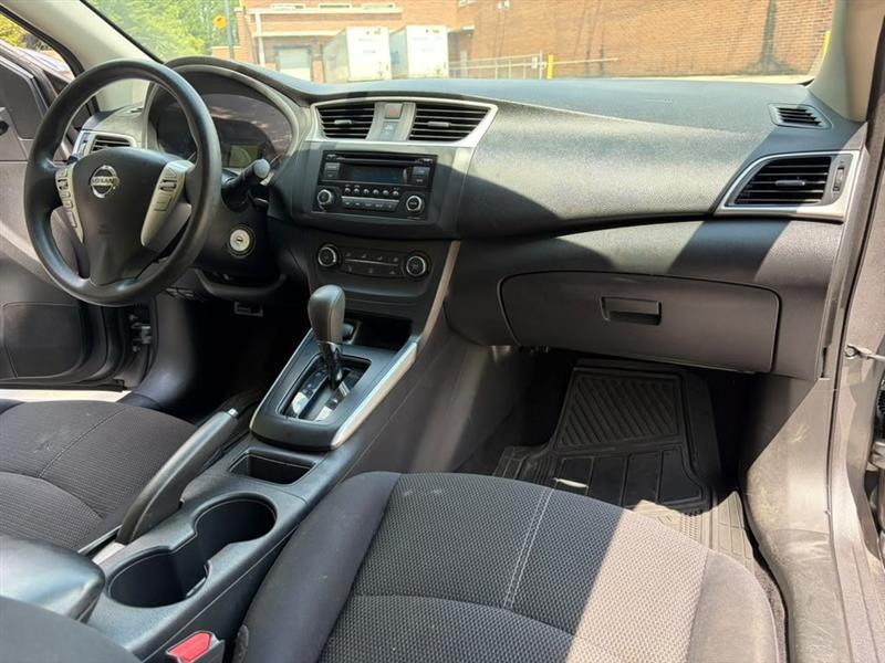 Nissan Sentra  2017