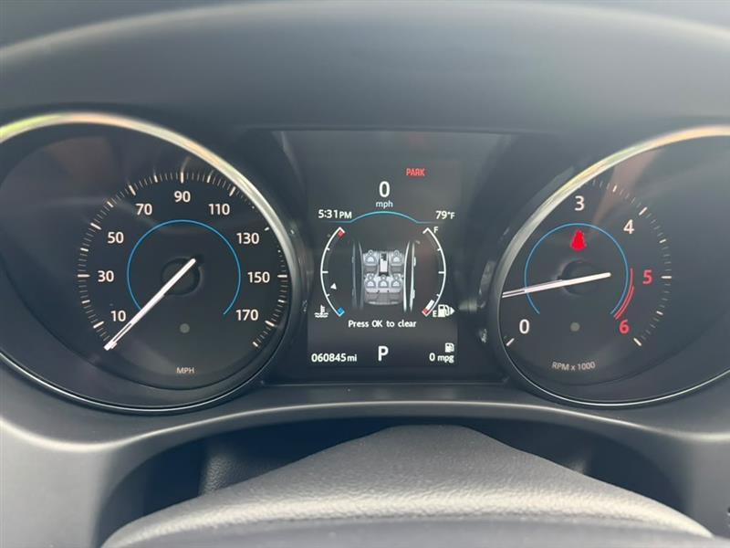Jaguar XE  2017