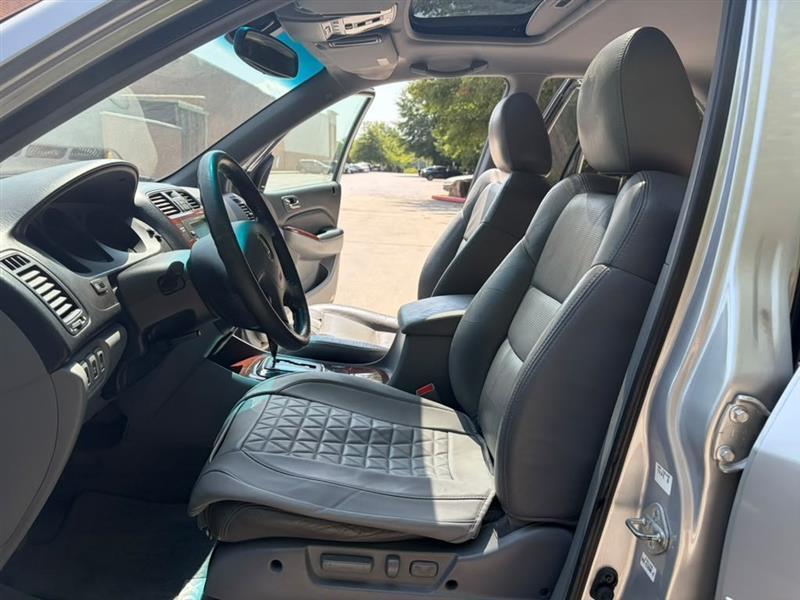 Acura MDX  2004
