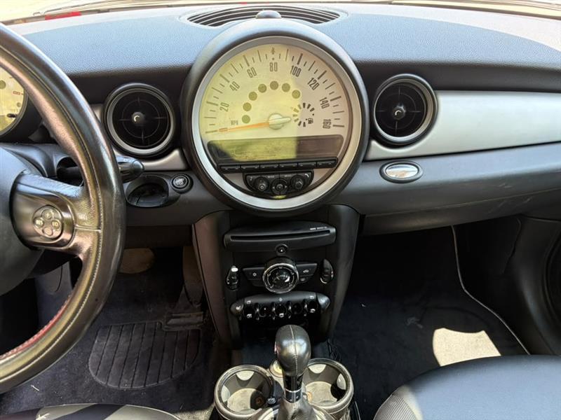 MINI Cooper  2012