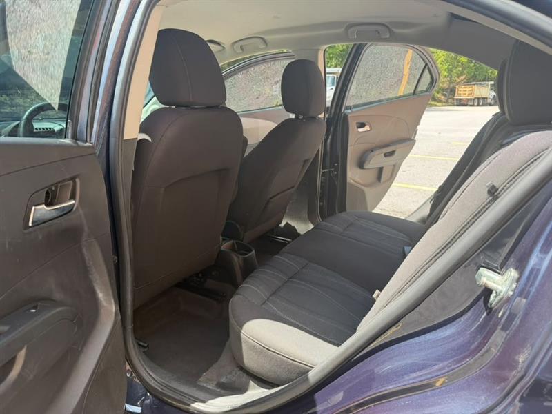 Chevrolet Sonic  2015