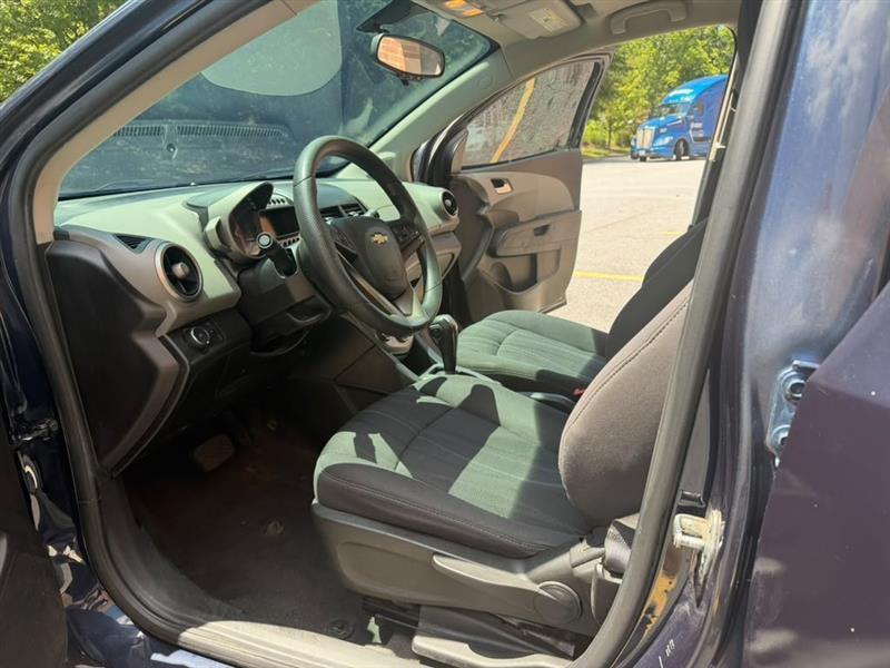 Chevrolet Sonic  2015