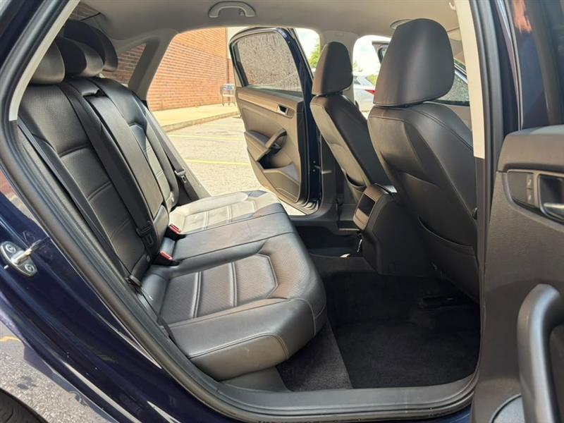 Volkswagen Passat  2015