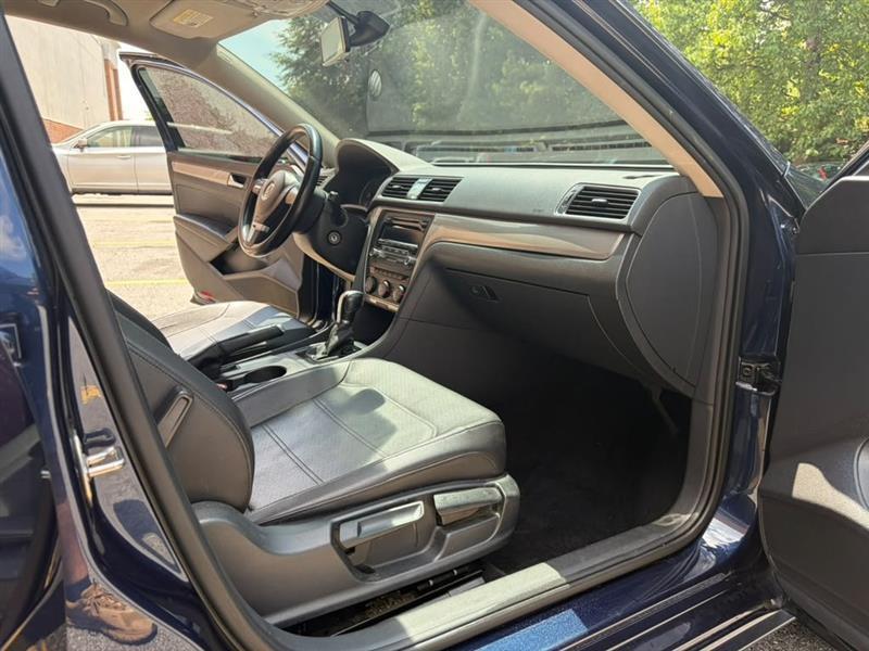 Volkswagen Passat  2015