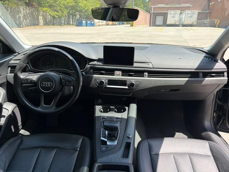 Audi A4  2017