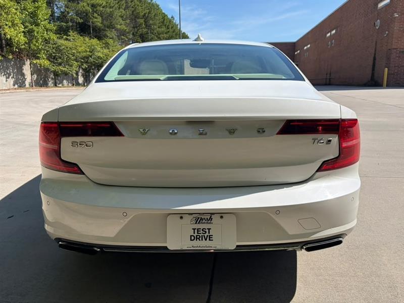 Volvo S90  2017