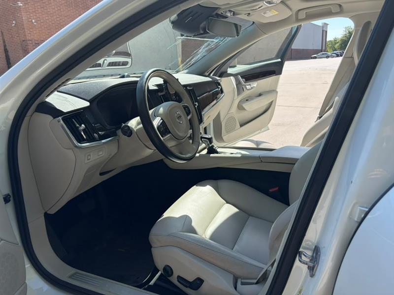 Volvo S90  2017