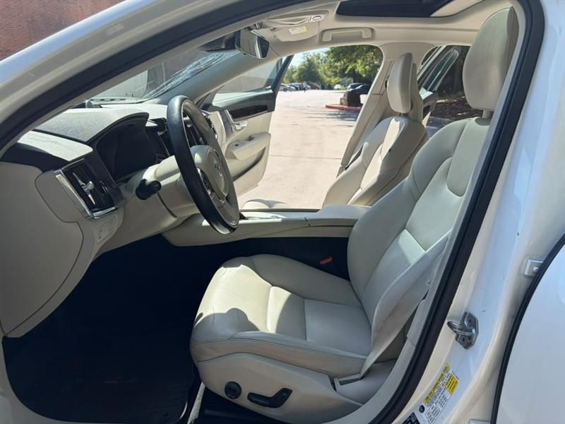 Volvo S90  2017