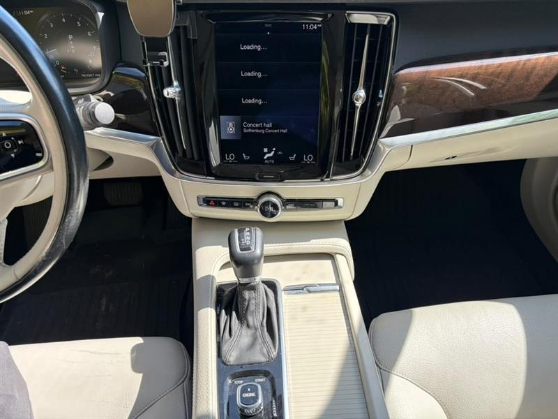 Volvo S90  2017