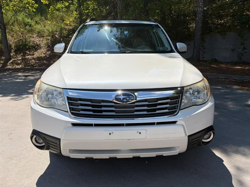 Subaru Forester  2010