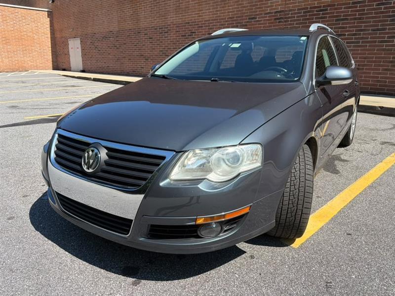 Volkswagen Passat Wagon  2010