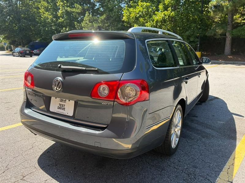 Volkswagen Passat Wagon  2010