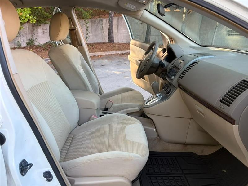 Nissan Sentra  2010