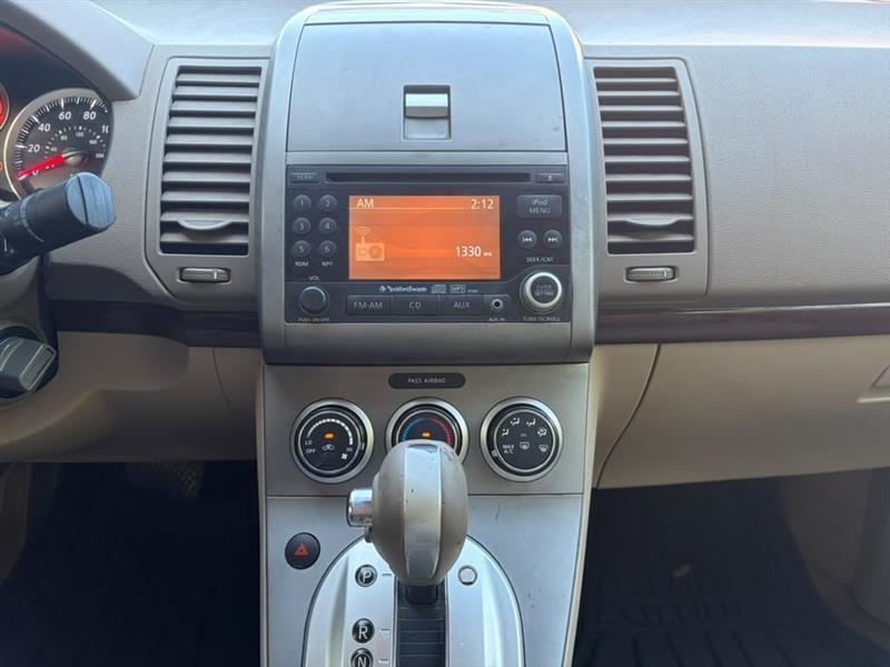 Nissan Sentra  2010