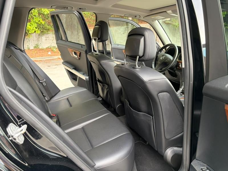 Mercedes-Benz GLK-Class  2012