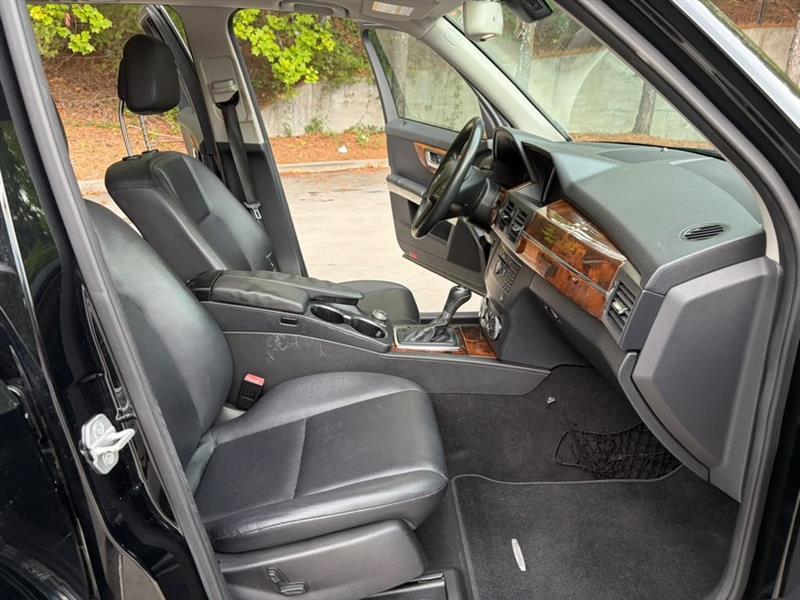 Mercedes-Benz GLK-Class  2012