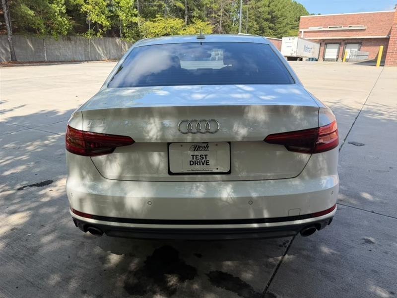Audi A4  2017