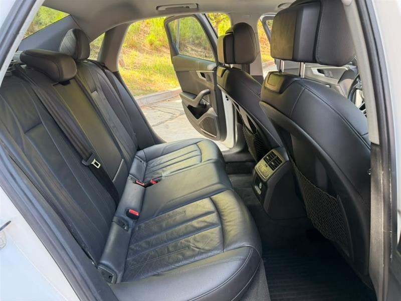 Audi A4  2017