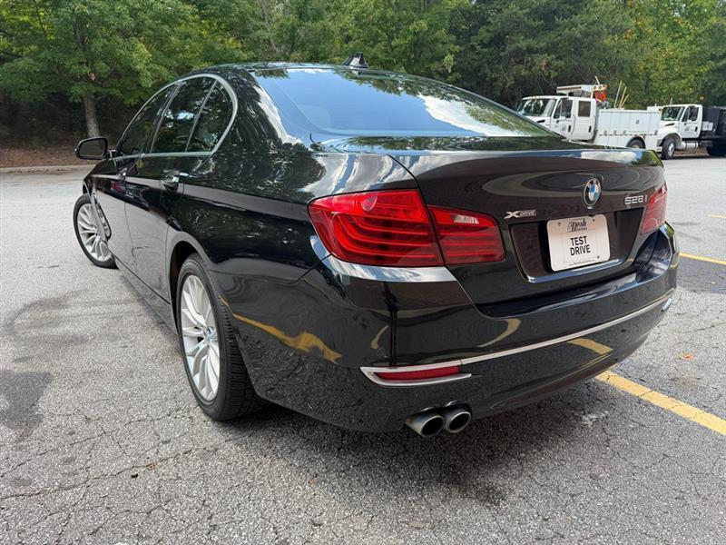 BMW 5-Series  2014