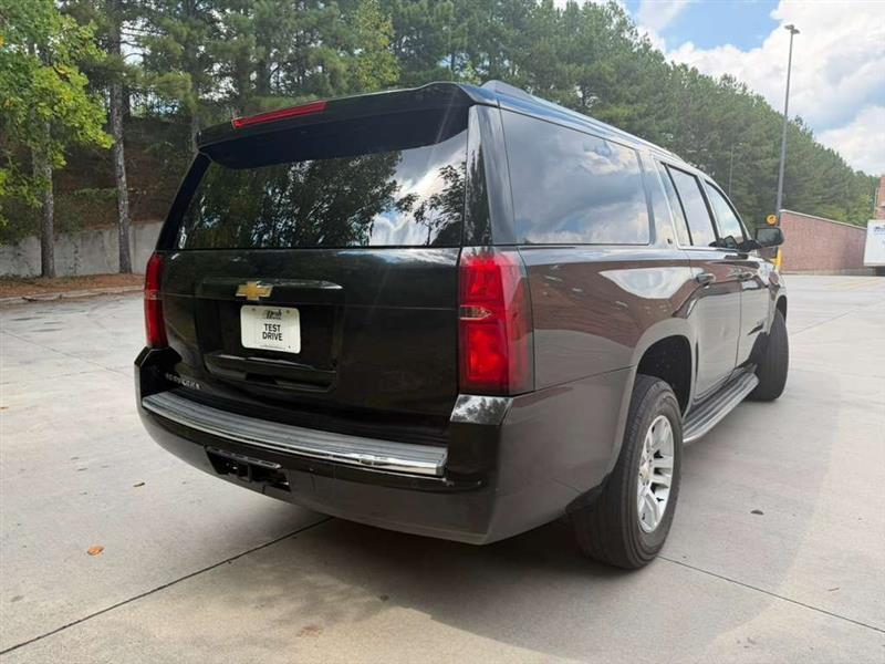 Chevrolet Suburban  2019