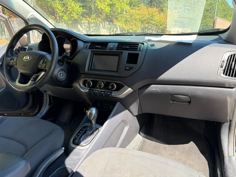 Kia Rio5  2013