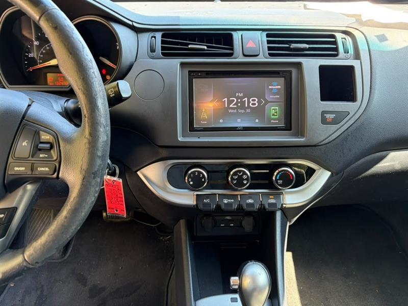 Kia Rio5  2013