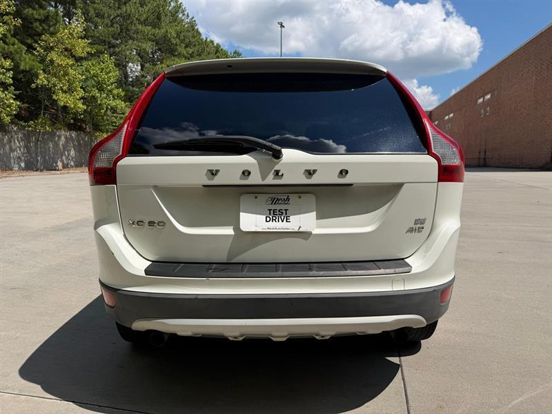 Volvo XC60  2010