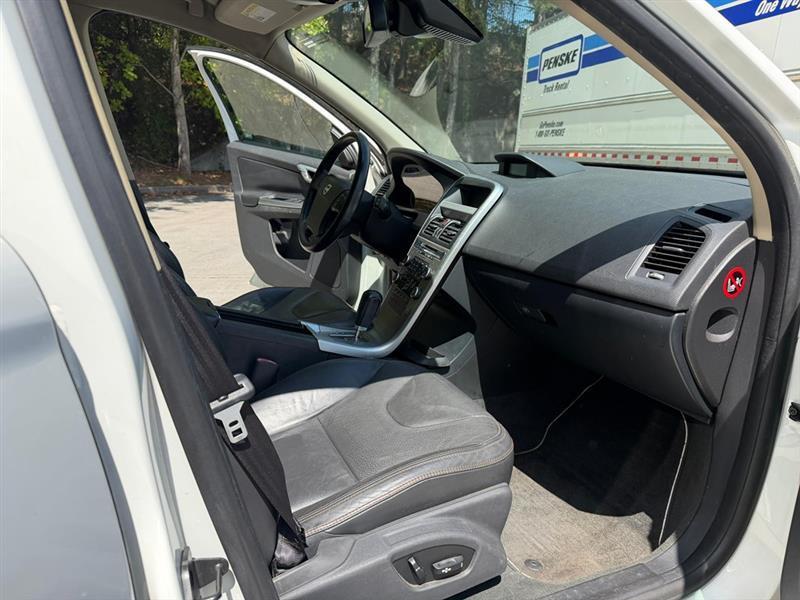 Volvo XC60  2010