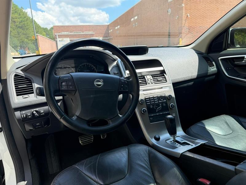 Volvo XC60  2010