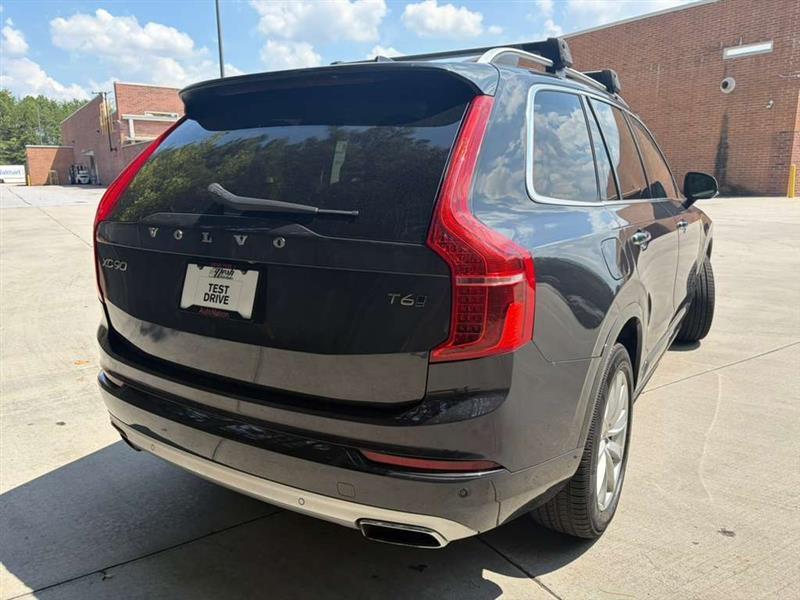 Volvo XC90  2017