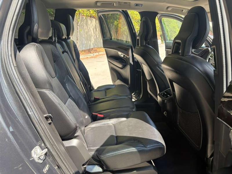 Volvo XC90  2017