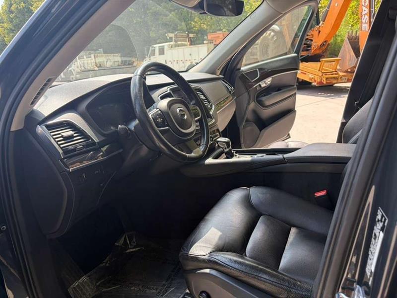 Volvo XC90  2017