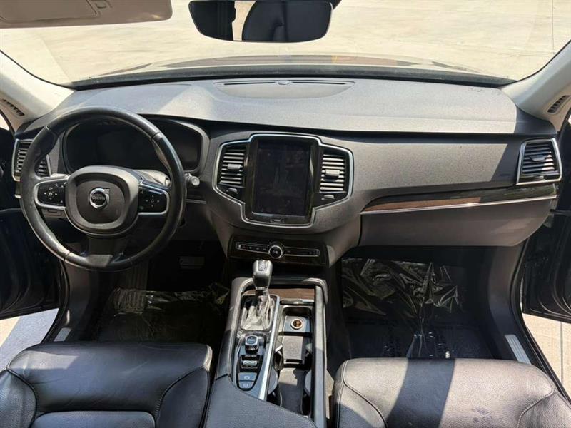 Volvo XC90  2017