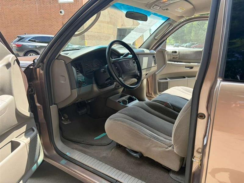 Dodge Dakota photo 9
