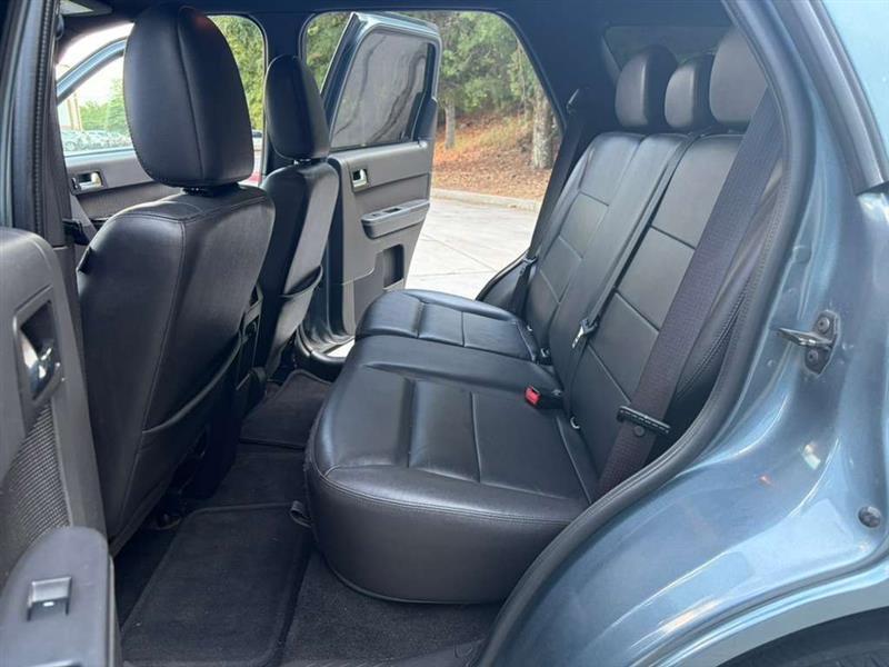 Ford Escape  2010