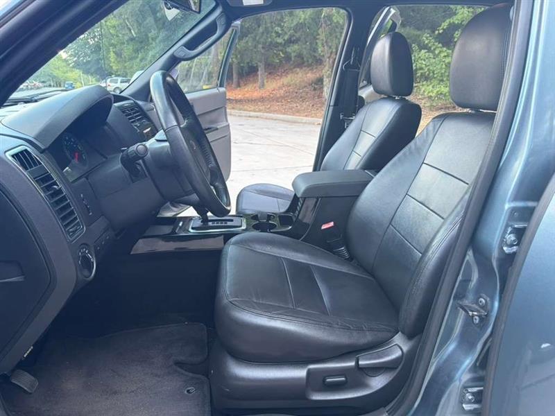 Ford Escape  2010