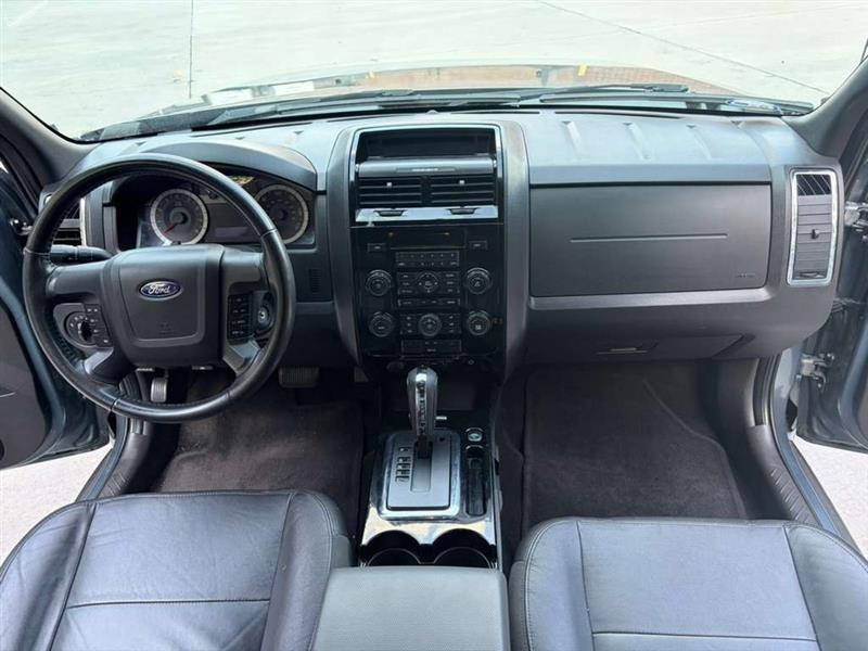 Ford Escape  2010