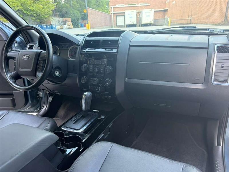 Ford Escape  2010