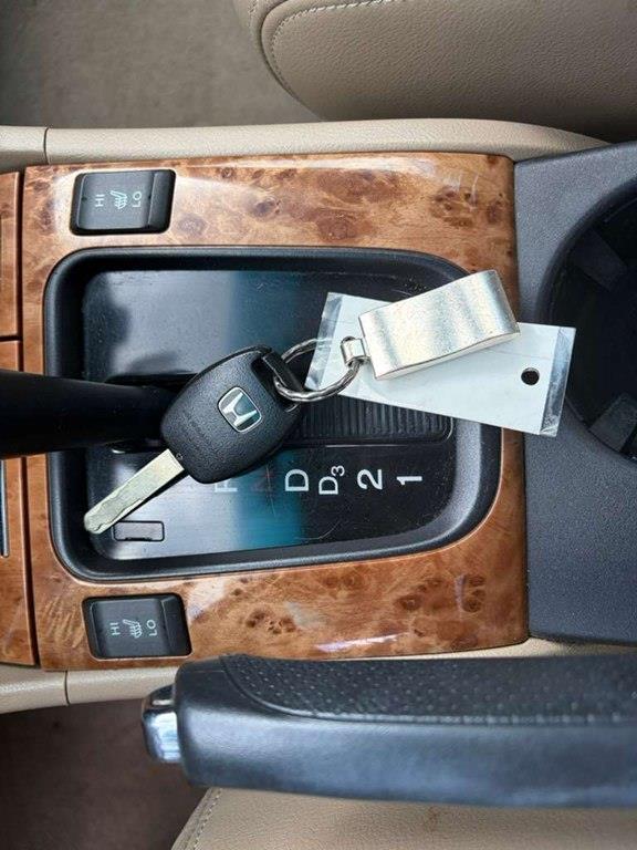 Honda Accord  2005