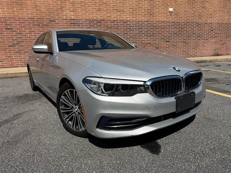 BMW 5-Series  2019