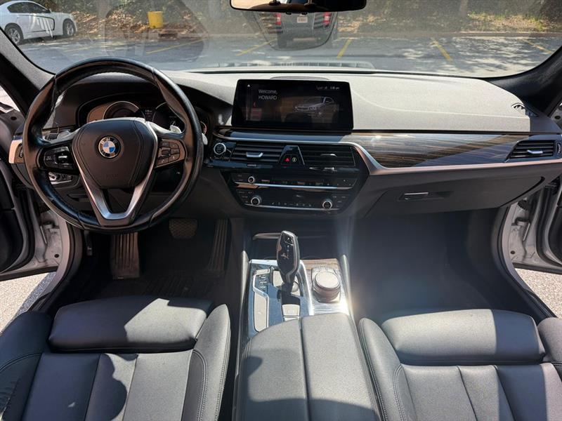 BMW 5-Series  2019