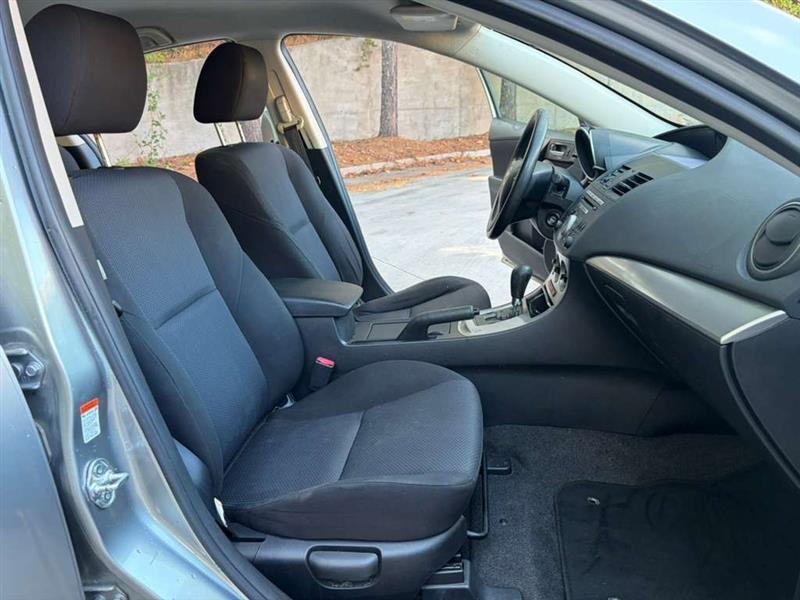 Mazda MAZDA3  2010