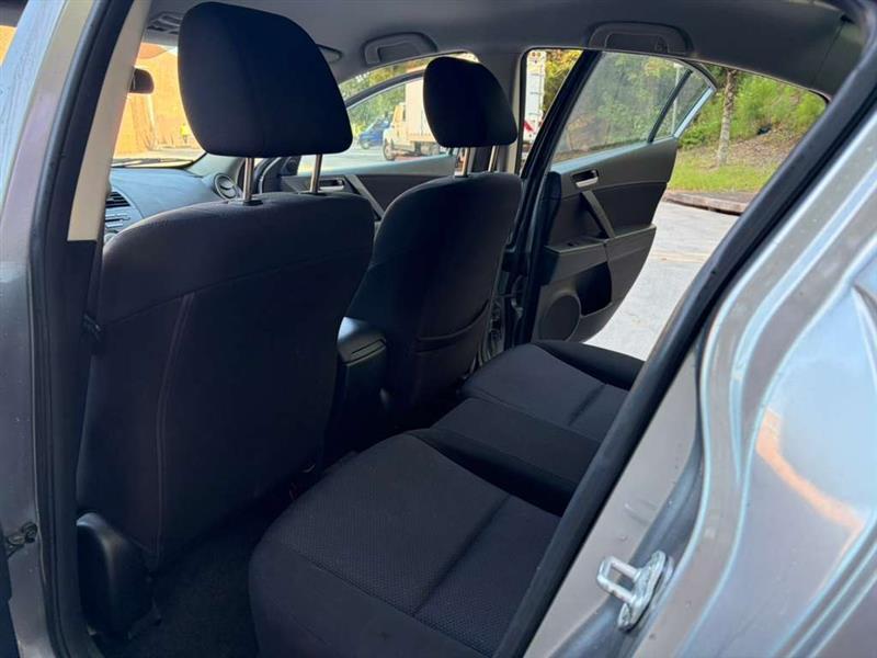 Mazda MAZDA3  2010