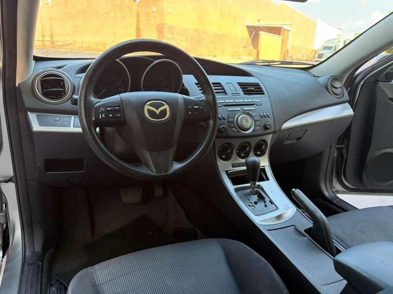 Mazda MAZDA3  2010