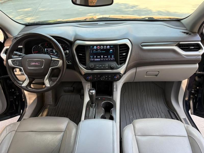 GMC Acadia  2017
