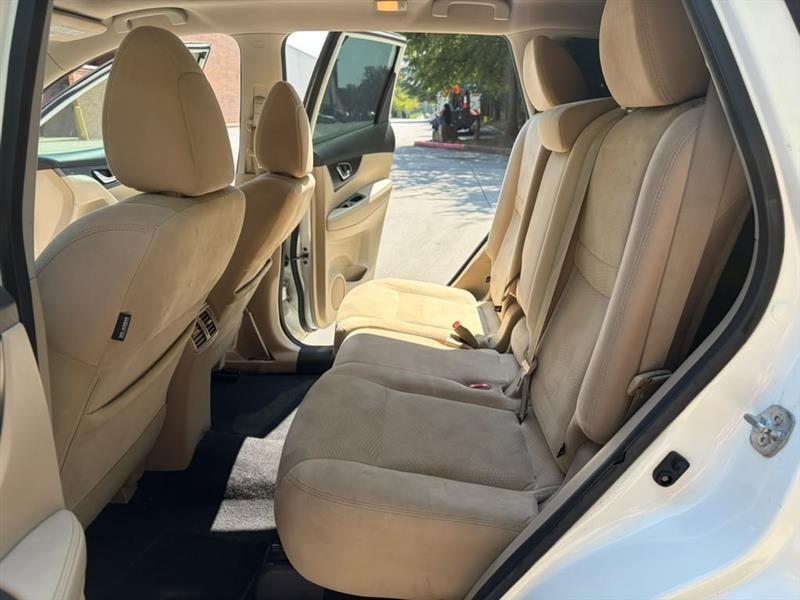 Nissan Rogue  2016